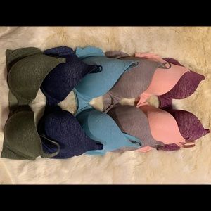 6 Victoria’s Secret T-Shirt Bra’s 32 C